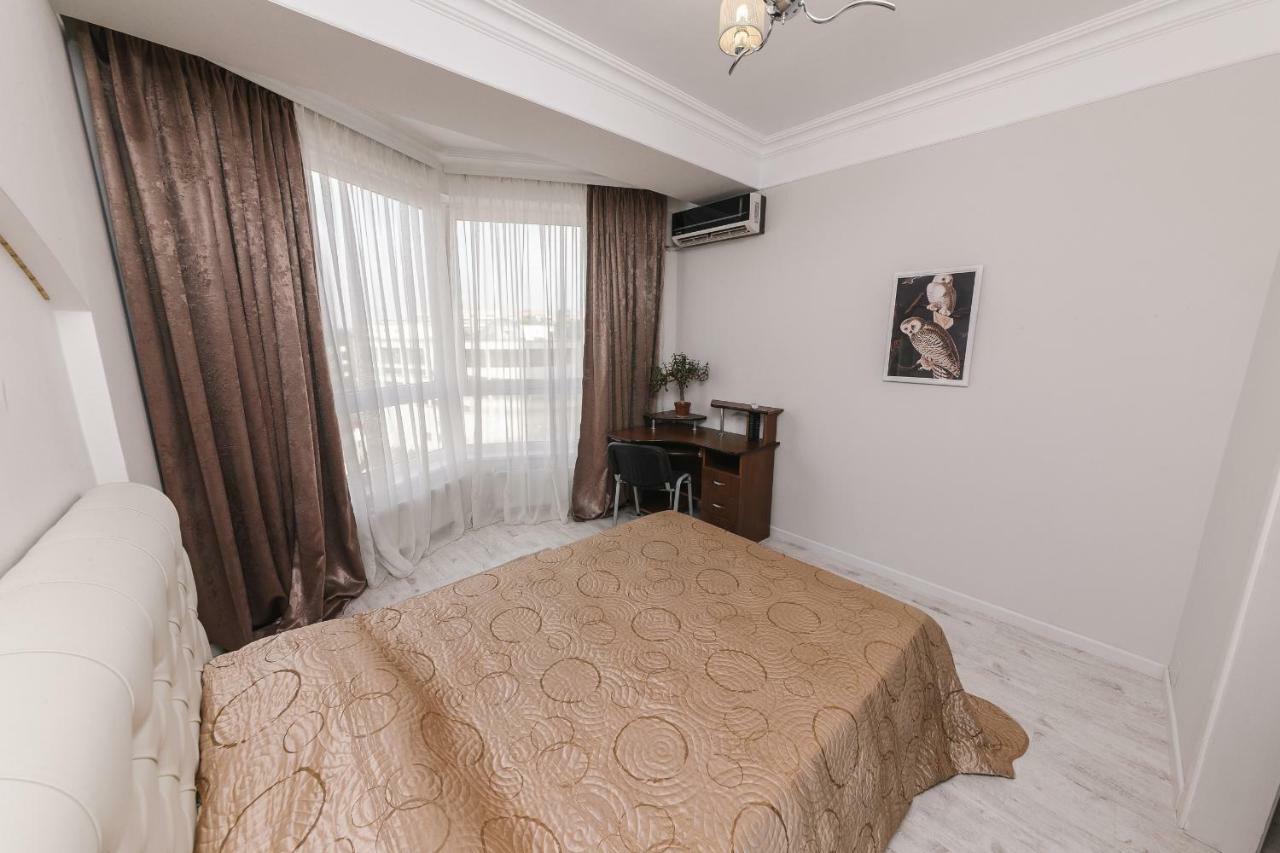 The Base Apartments Кишинев Екстериор снимка