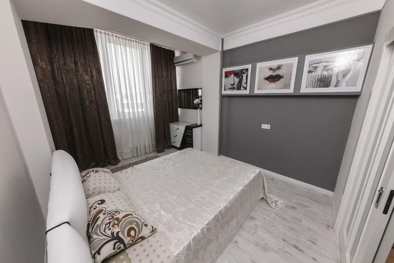 The Base Apartments Кишинев Екстериор снимка